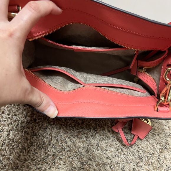 Coral Mk medium purse - Picture 2 of 2